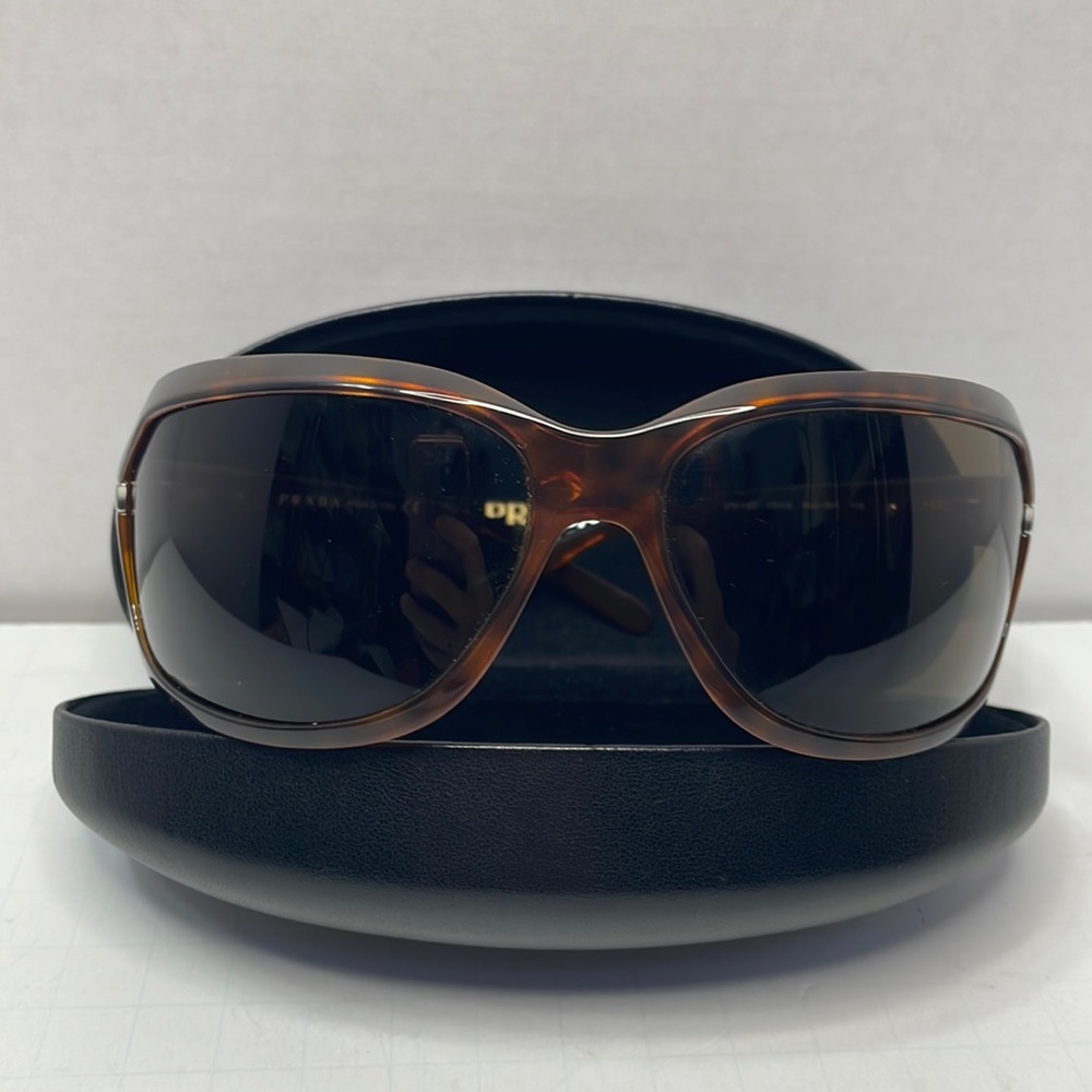 Authentic PRADA tortoise shell print and silver sunglasses with case - Picture 11 of 12